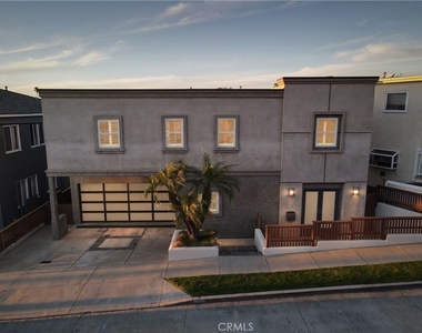 1077 10th Street - Photo Thumbnail 49