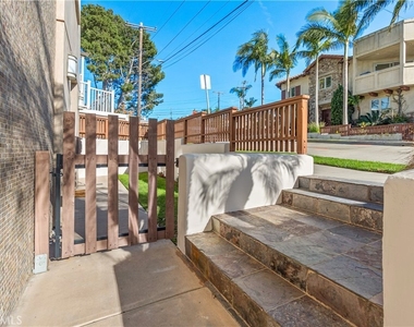 1077 10th Street - Photo Thumbnail 44