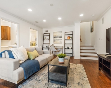 1077 10th Street - Photo Thumbnail 16