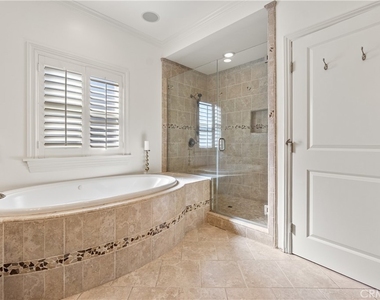1077 10th Street - Photo Thumbnail 26