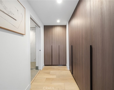 150 S Oak Knoll Avenue - Photo Thumbnail 9