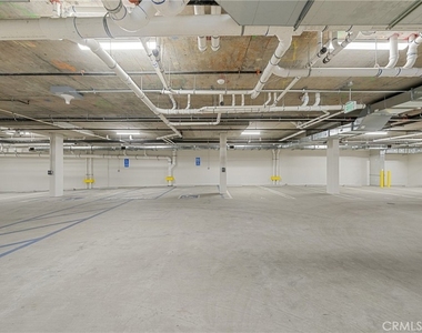 150 S Oak Knoll Avenue - Photo Thumbnail 14