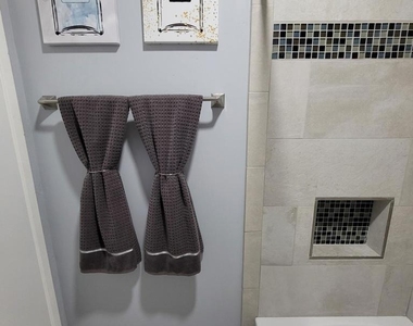 4228 W 132nd Street - Photo Thumbnail 11