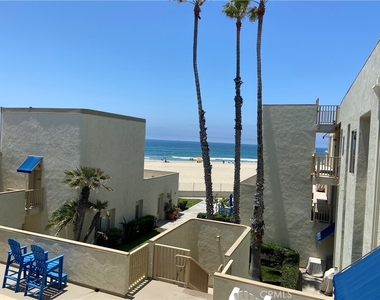 711 Pacific Coast Highway - Photo Thumbnail 2