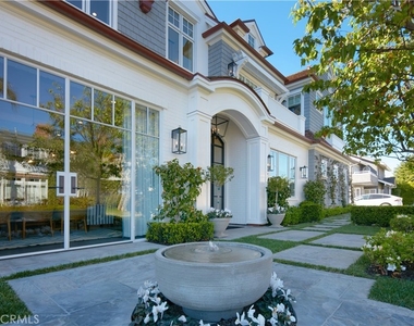 14 Beacon Bay - Photo Thumbnail 30