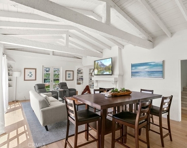 52 Emerald Bay - Photo Thumbnail 5