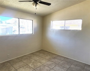 6963 Tamarisk Avenue - Photo Thumbnail 4