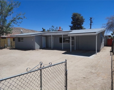 6963 Tamarisk Avenue - Photo Thumbnail 7
