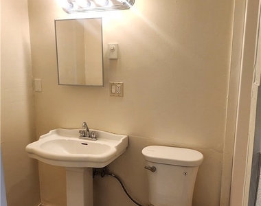 6963 Tamarisk Avenue - Photo Thumbnail 5