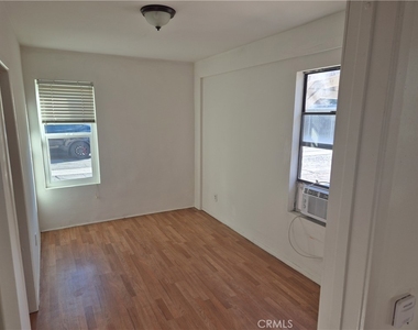 118 Fano Street - Photo Thumbnail 1