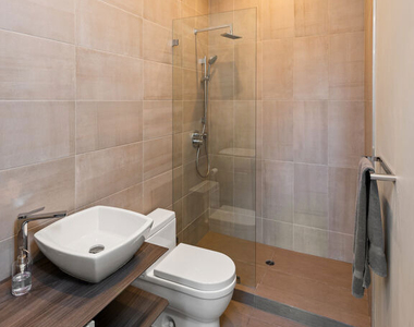 623 N Edinburgh Avenue - Photo Thumbnail 32