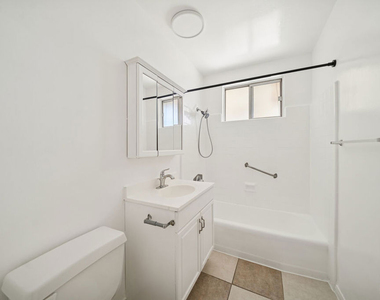 2038 S Holt Avenue - Photo Thumbnail 9