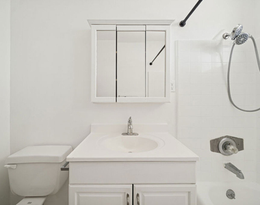 2038 S Holt Avenue - Photo Thumbnail 11