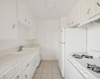 2038 S Holt Avenue - Photo Thumbnail 2