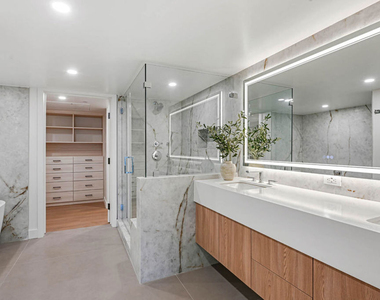 350 N Palm Drive - Photo Thumbnail 12