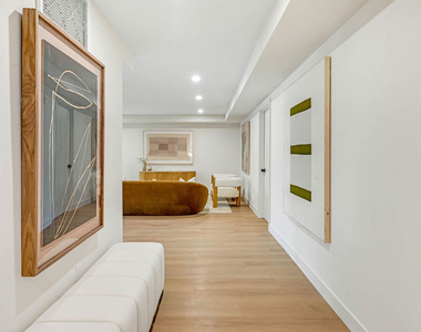 350 N Palm Drive - Photo Thumbnail 3