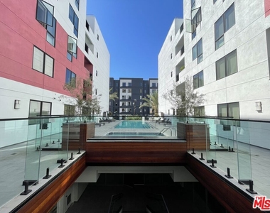 1234 Wilshire Boulevard - Photo Thumbnail 19