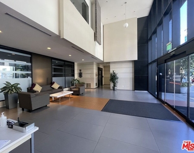 1234 Wilshire Boulevard - Photo Thumbnail 1