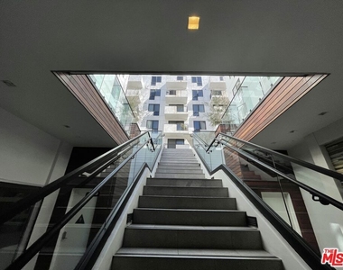 1234 Wilshire Boulevard - Photo Thumbnail 2