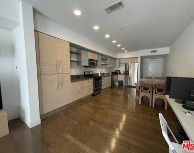 1234 Wilshire Boulevard - Photo Thumbnail 7