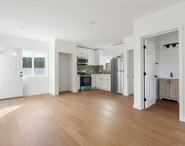 15838 Chatsworth Street - Photo Thumbnail 5