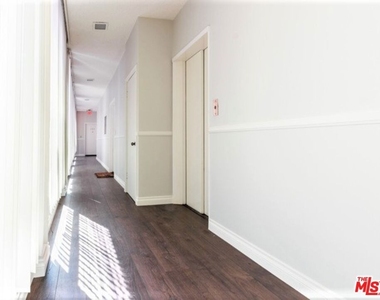 435 N Palm Drive - Photo Thumbnail 18
