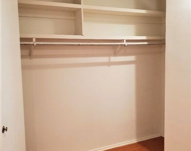 435 N Palm Drive - Photo Thumbnail 12