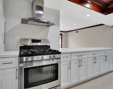 5155 Densmore Avenue - Photo Thumbnail 33