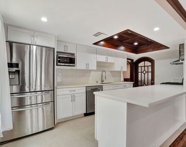 5155 Densmore Avenue - Photo Thumbnail 30
