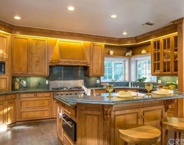 4949 Palomar Drive - Photo Thumbnail 24