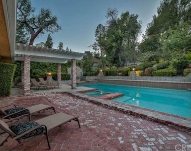 4949 Palomar Drive - Photo Thumbnail 12