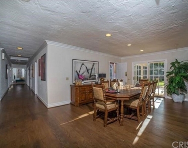 4949 Palomar Drive - Photo Thumbnail 27