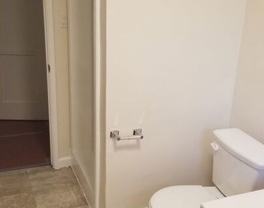 1414 W 25th Street - Photo Thumbnail 6