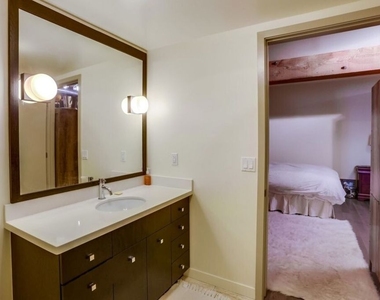 527 Molino Street - Photo Thumbnail 10