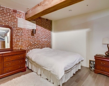 527 Molino Street - Photo Thumbnail 7