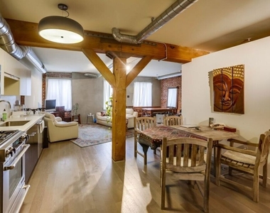 527 Molino Street - Photo Thumbnail 1