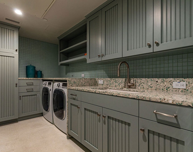 127 Hollister Avenue - Photo Thumbnail 17