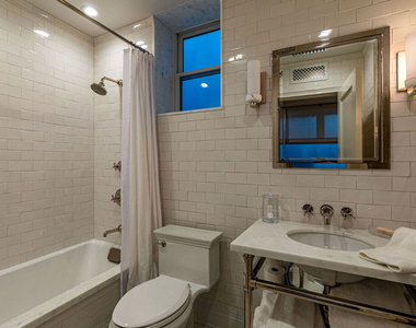 127 Hollister Avenue - Photo Thumbnail 16