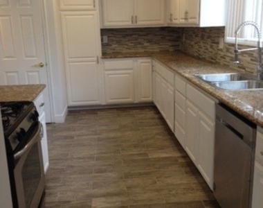 216 S Rexford Drive - Photo Thumbnail 5