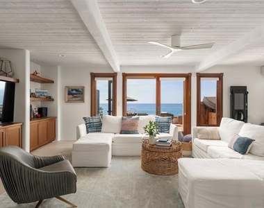 1370 Neptune - Photo Thumbnail 22