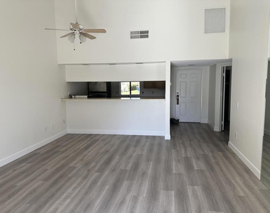 40461 Bay Hill Way - Photo Thumbnail 4