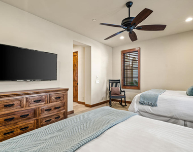 43 Mount San Jacinto Circle - Photo Thumbnail 31