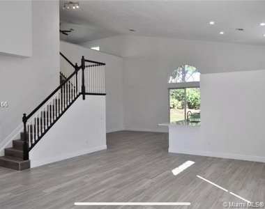 5 Lake Eden Drive - Photo Thumbnail 4
