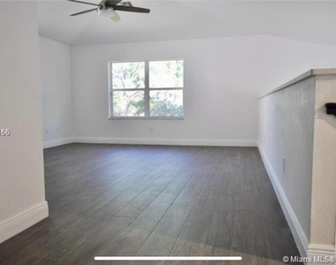 5 Lake Eden Drive - Photo Thumbnail 7