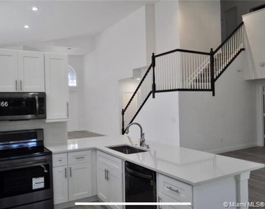 5 Lake Eden Drive - Photo Thumbnail 2