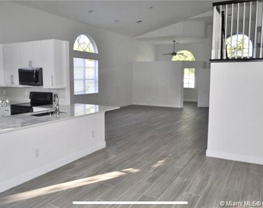 5 Lake Eden Drive - Photo Thumbnail 5