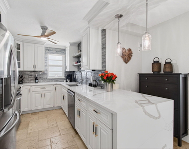 4511 S Ocean Boulevard - Photo Thumbnail 3
