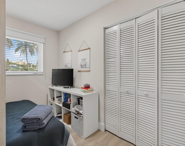 802 Mallard Drive - Photo Thumbnail 45