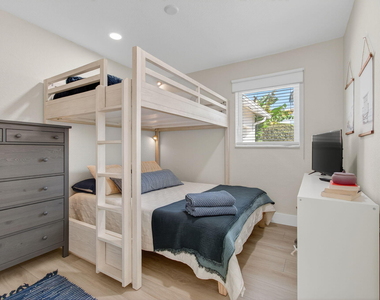 802 Mallard Drive - Photo Thumbnail 44