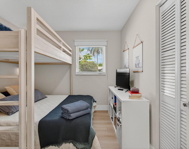 802 Mallard Drive - Photo Thumbnail 48